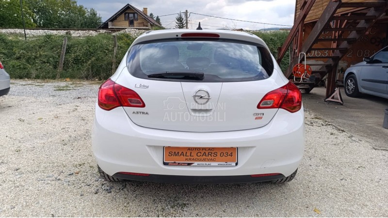 Opel Astra J 1.7CDTI ENJOY