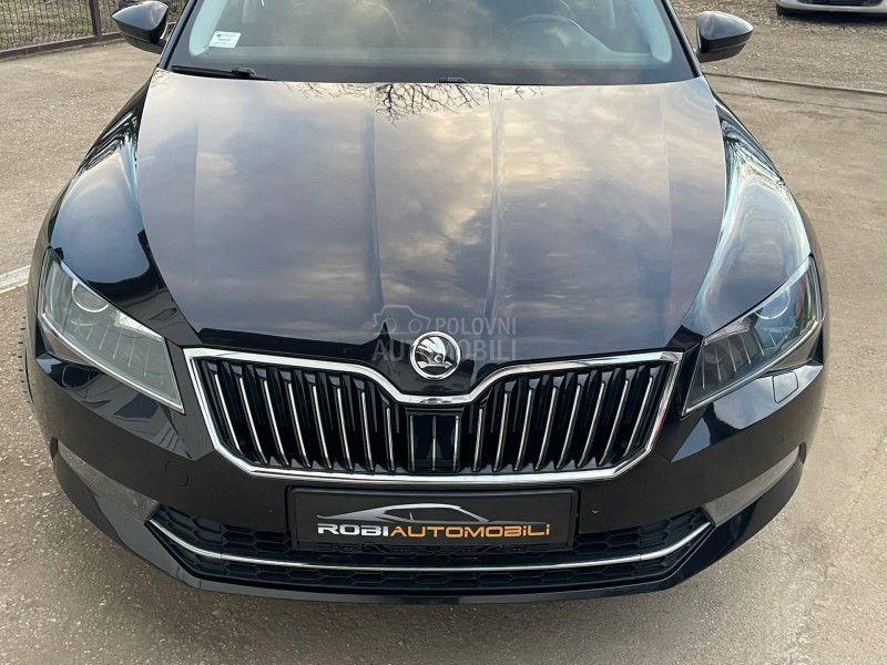 Škoda Superb 
