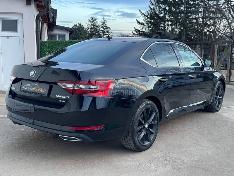 Škoda Superb 