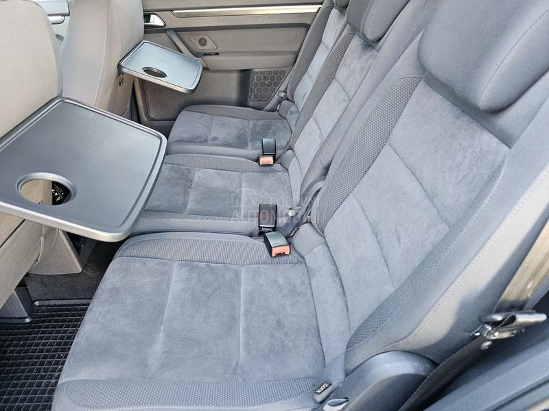 Volkswagen Touran 1,4 TSI CNG dsg nov