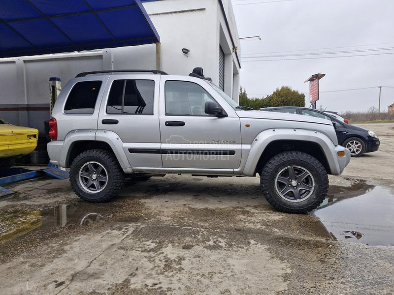Jeep Liberty 3.7