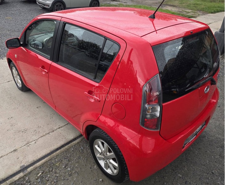 Daihatsu Sirion 1.3 B