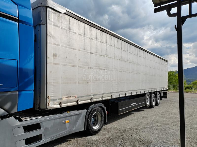 Schwarzmuller J SERIE LIGHT 5640 KG