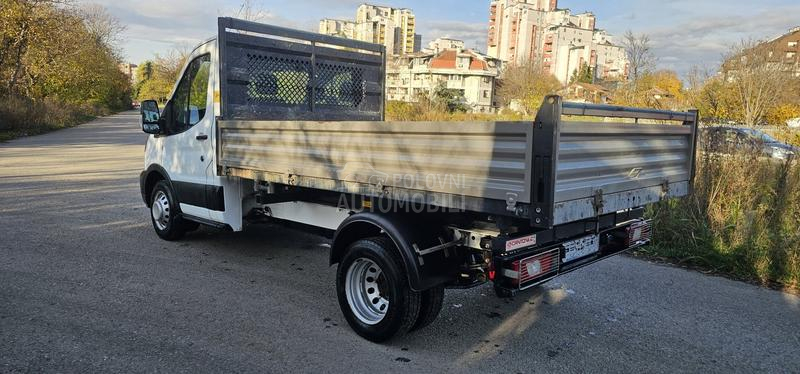 Ford Tranzit