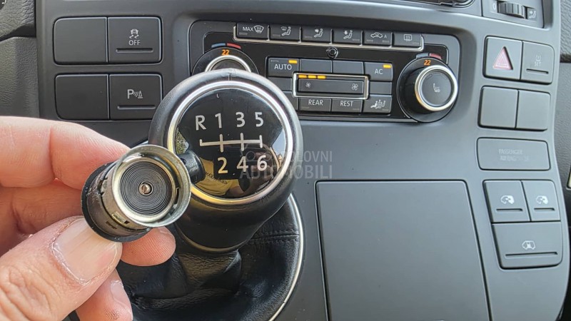 Volkswagen Multivan 2.0 TDI HIGH-LINE