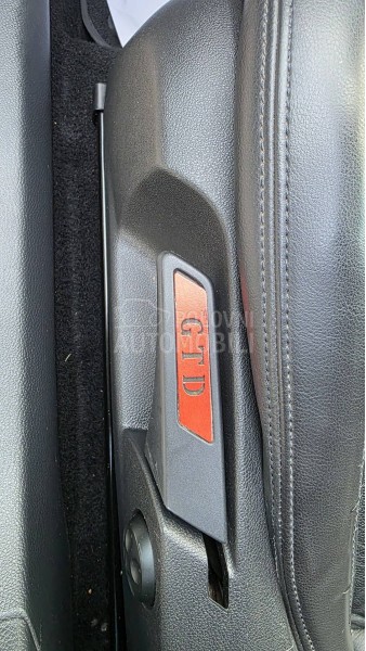 Volkswagen Golf 6 GTD dsg/kož/siber