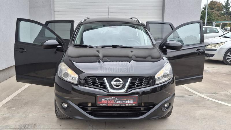 Nissan Qashqai + 2 2.0dci 4x4 PAANORAMA