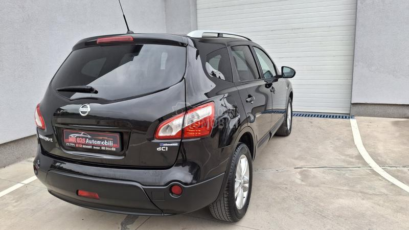 Nissan Qashqai + 2 2.0dci 4x4 PAANORAMA