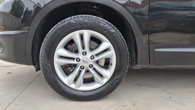 Nissan Qashqai + 2 2.0dci 4x4 PAANORAMA