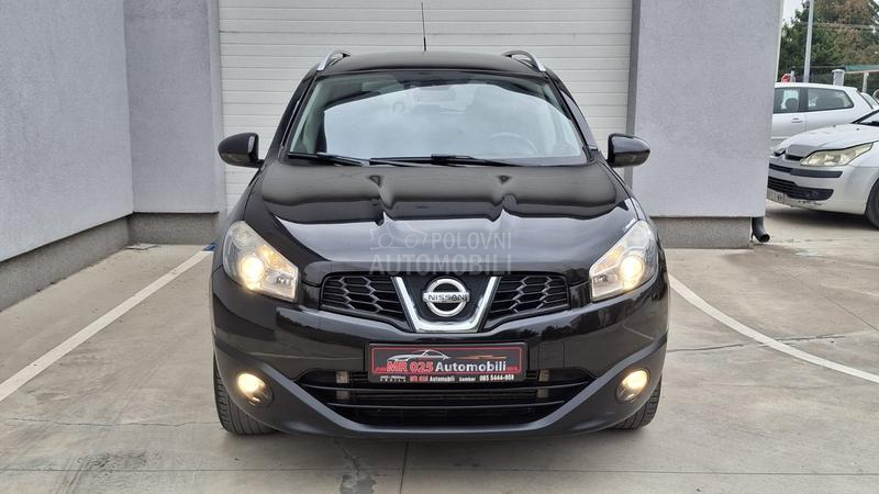 Nissan Qashqai + 2 2.0dci 4x4 PAANORAMA