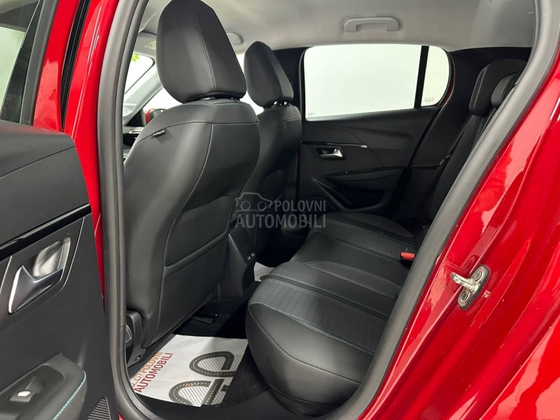Peugeot 208 1.2 ALLURE VIRTUAL