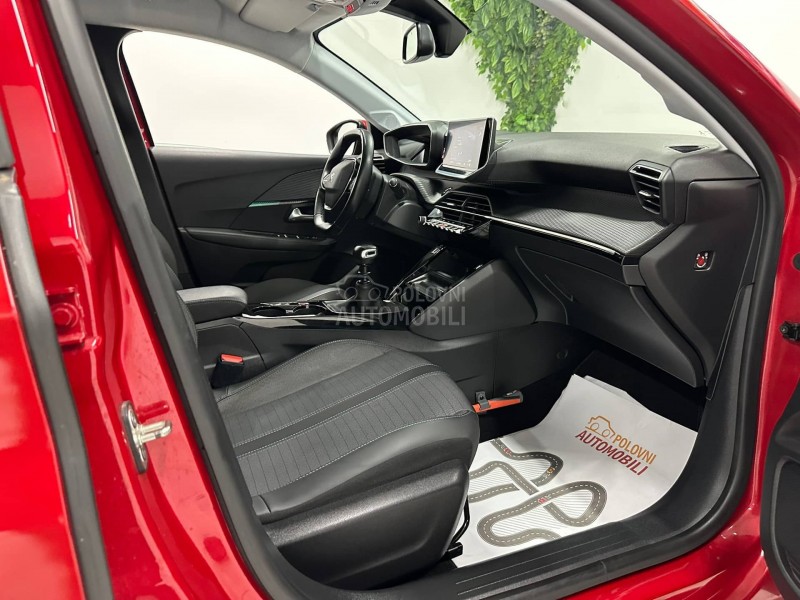 Peugeot 208 1.2 ALLURE VIRTUAL