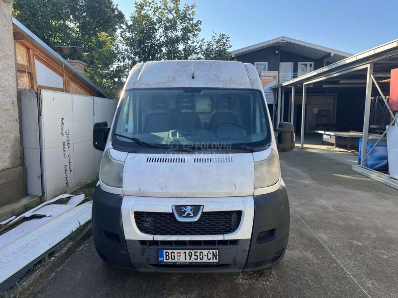 Peugeot Boxer 2.2L3H2