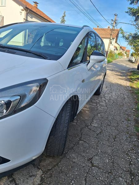 Opel Zafira 1.6