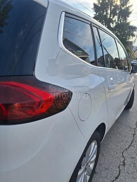 Opel Zafira 1.6