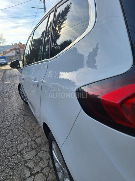 Opel Zafira 1.6