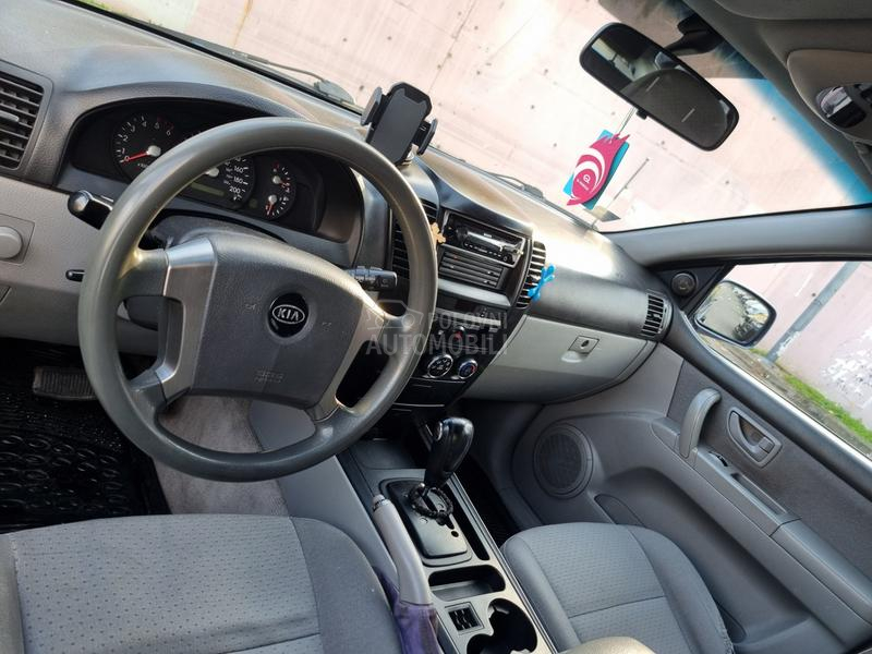 Kia Sorento regg dobra