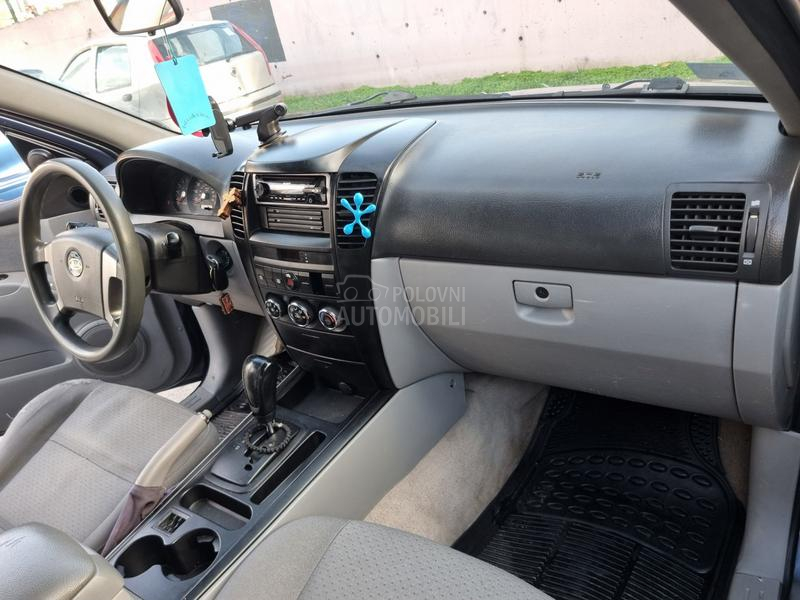 Kia Sorento regg dobra