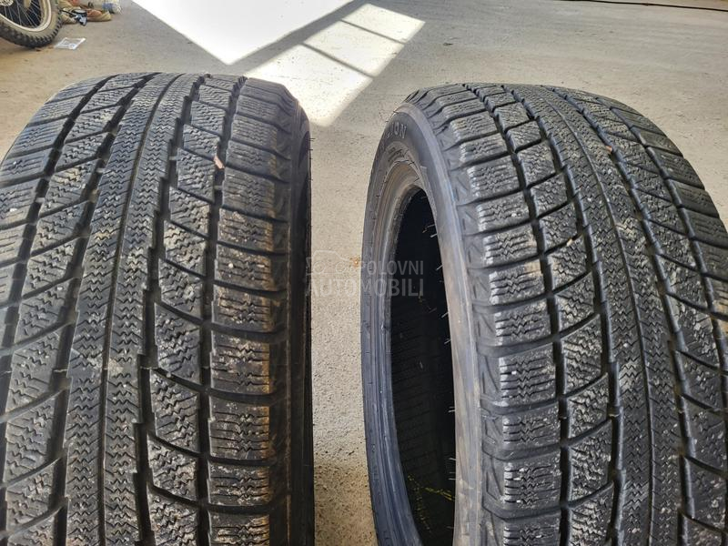 Triangle 215/55 R17 Zimska