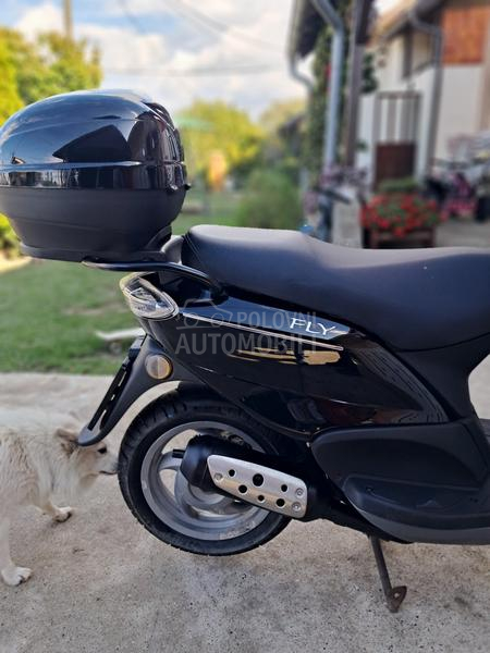 Piaggio FLY