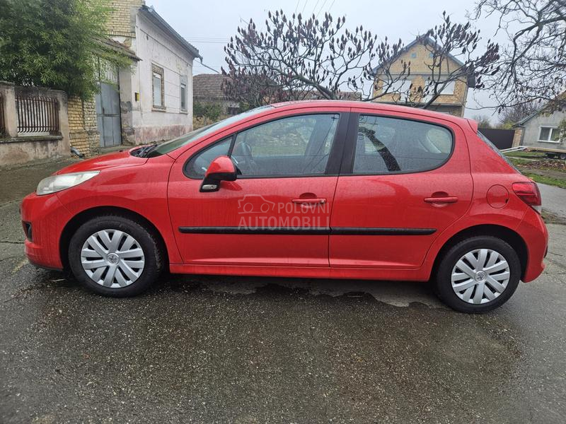 Peugeot 207 1.4