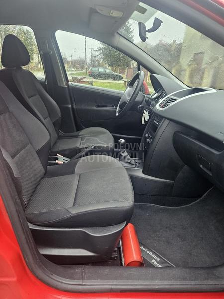 Peugeot 207 1.4