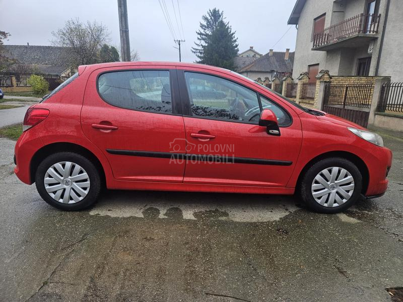 Peugeot 207 1.4