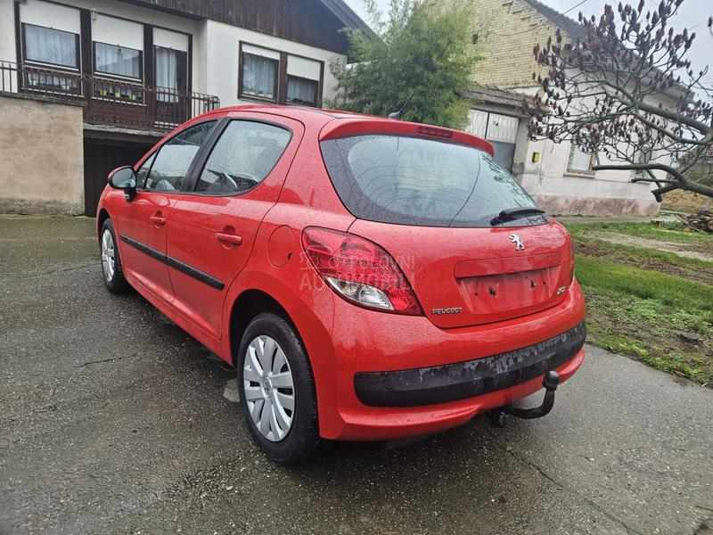 Peugeot 207 1.4