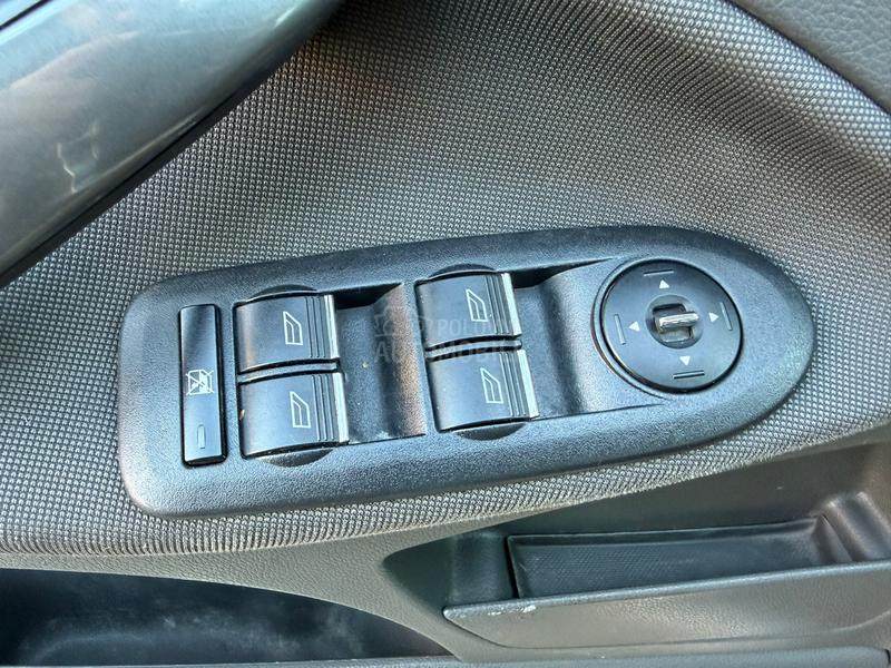 Ford Kuga 2.0 tdci titan 4x4