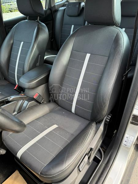 Ford Kuga 2.0 tdci titan 4x4