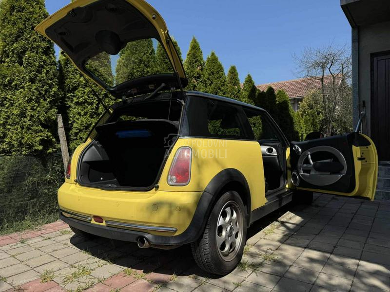 MINI Cooper 1.6