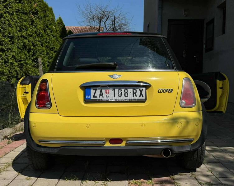 MINI Cooper 1.6