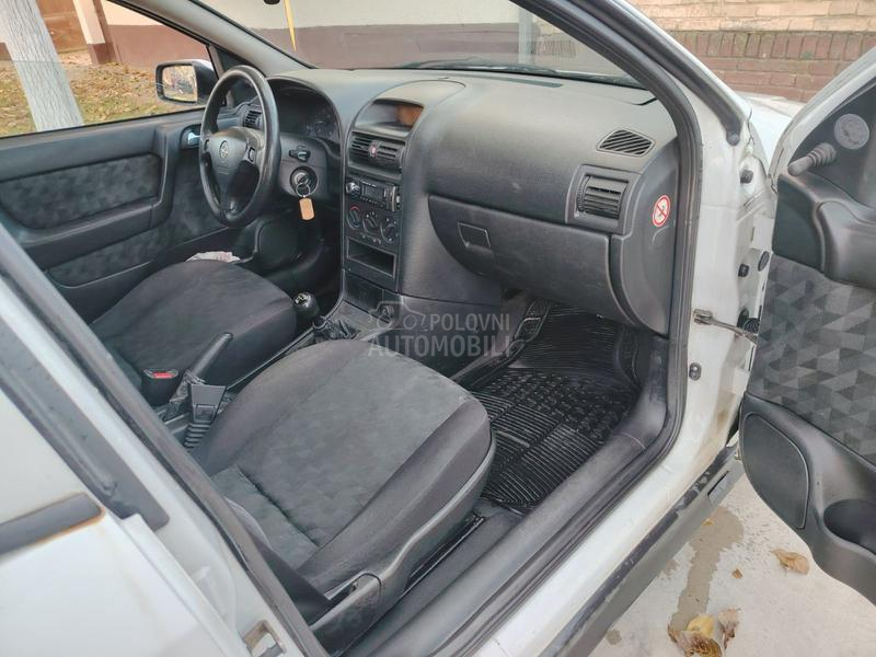 Opel Astra G 