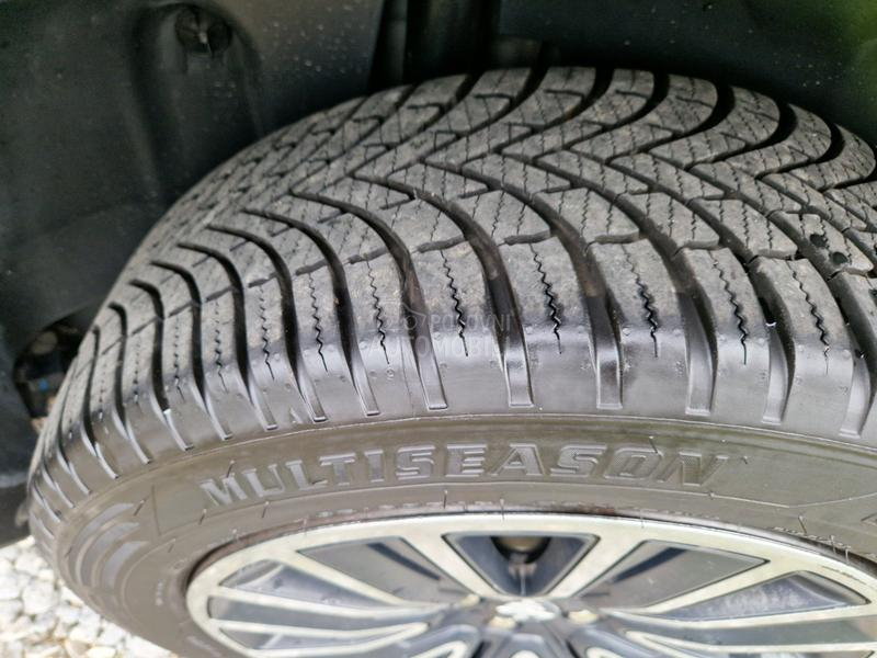 Peugeot 2008 1.6 bluehdi