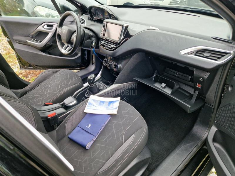Peugeot 2008 1.6 bluehdi