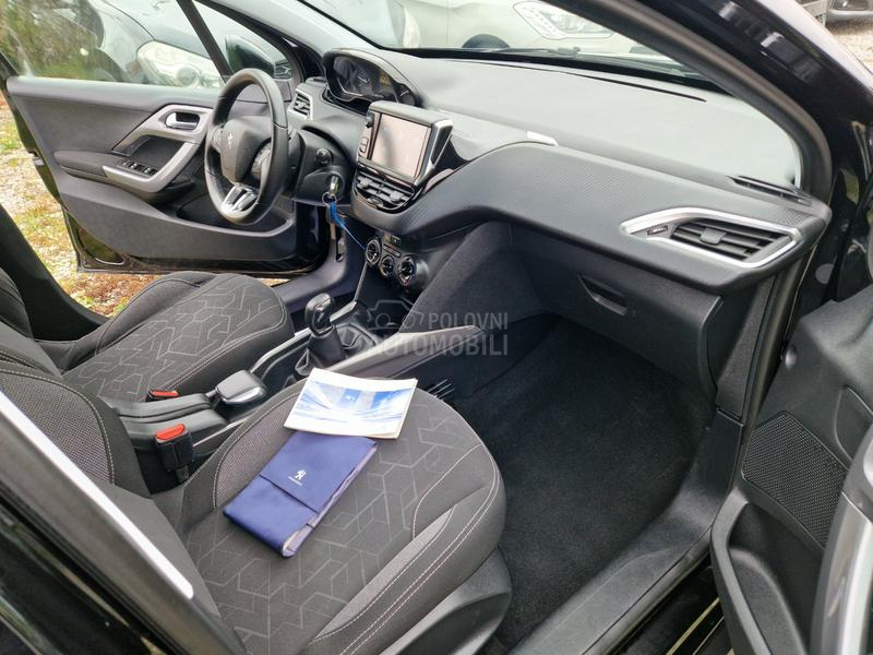 Peugeot 2008 1.6 bluehdi