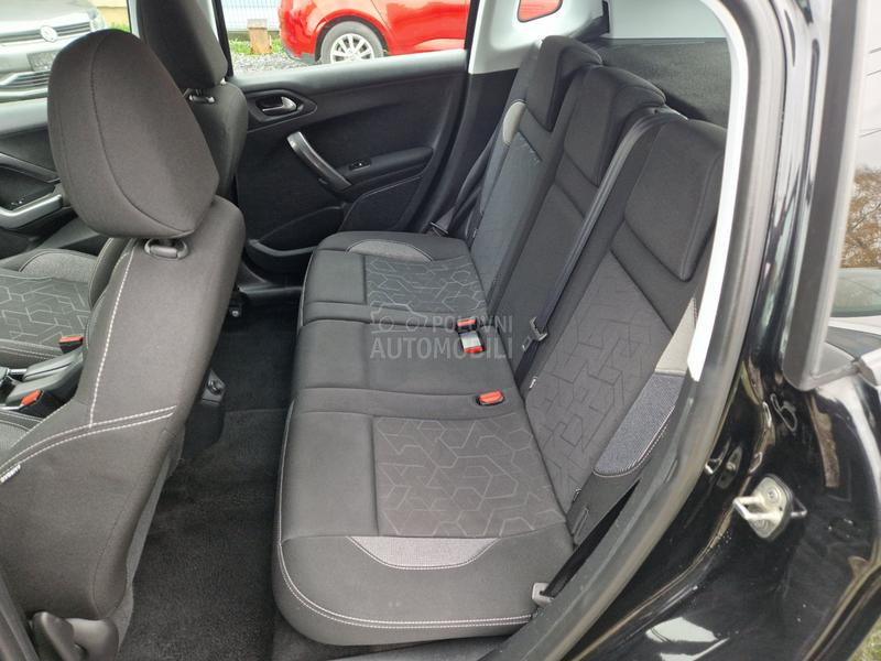 Peugeot 2008 1.6 bluehdi