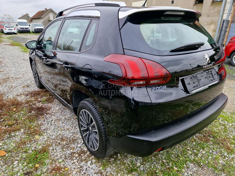 Peugeot 2008 1.6 bluehdi