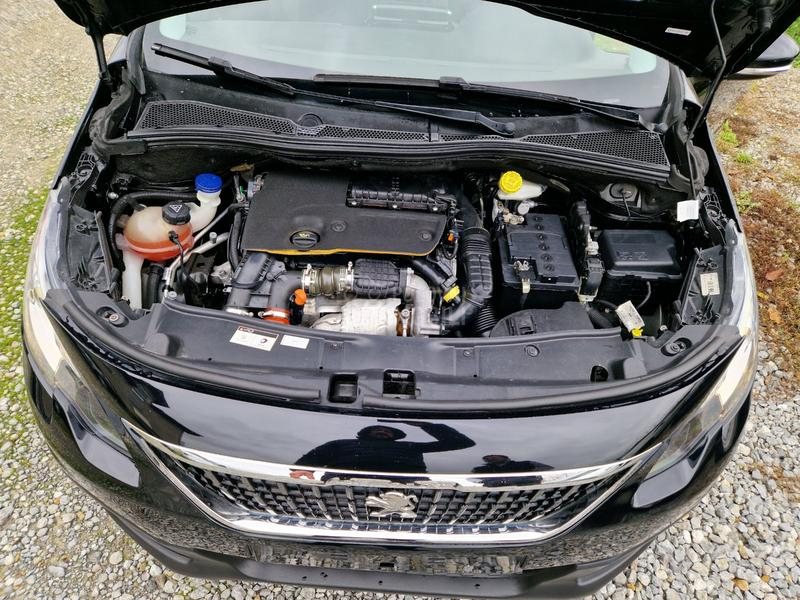 Peugeot 2008 1.6 bluehdi