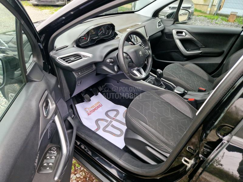 Peugeot 2008 1.6 bluehdi