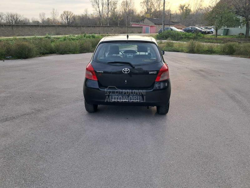 Toyota Yaris 