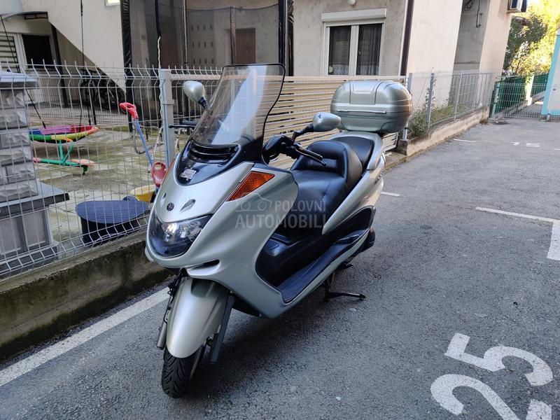 Yamaha Majesty 250