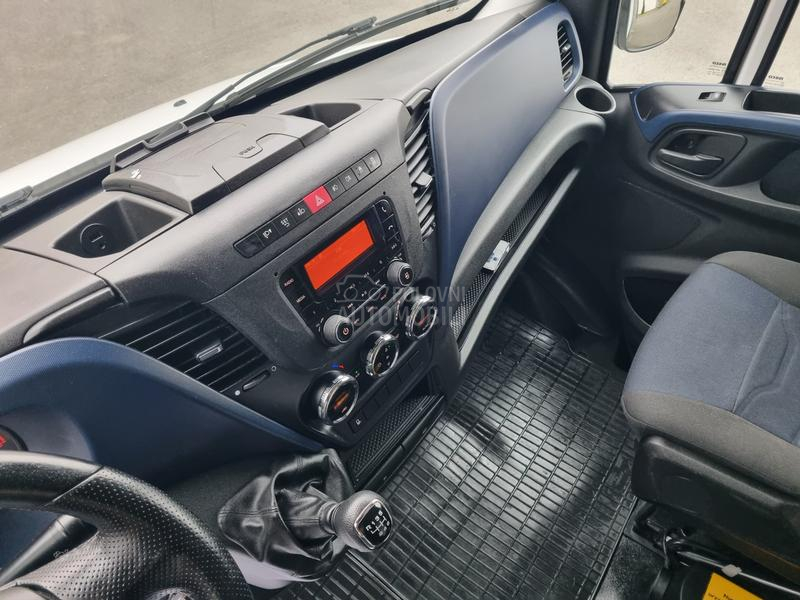 Iveco Daily 35S18 12 PALETA N0V