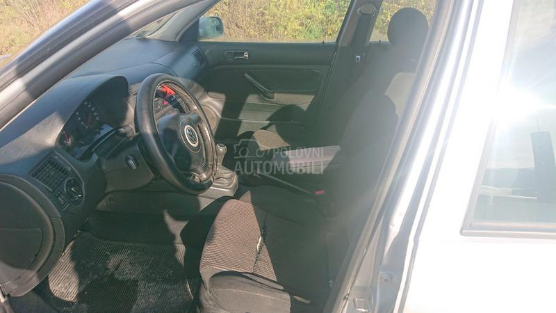 Volkswagen Golf 4 1,6 16v