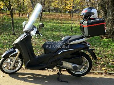 Peugeot Geopolis 300i