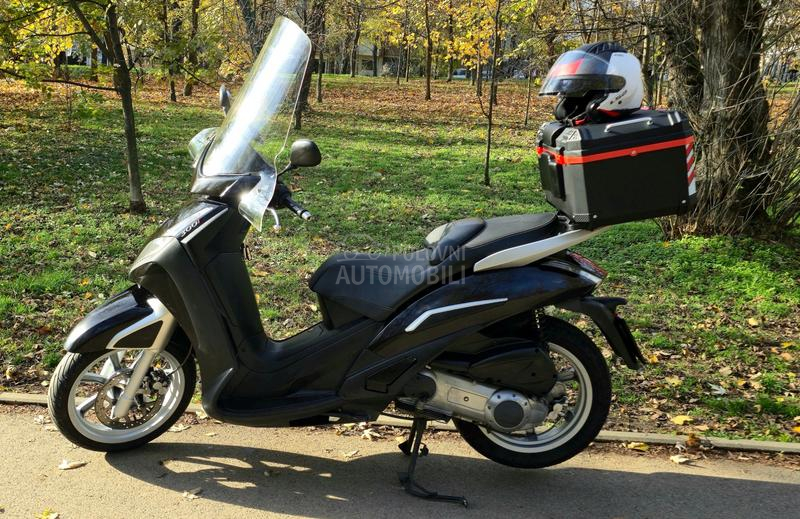 Peugeot Geopolis 300i