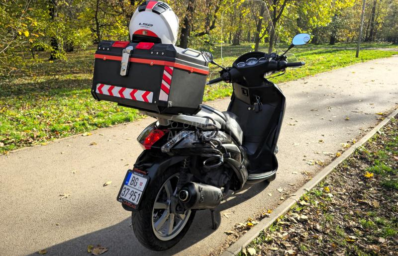 Peugeot Geopolis 300i