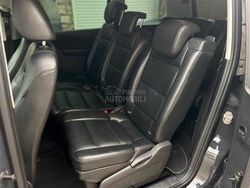 Volkswagen Sharan 7 sedista