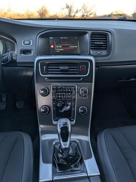 Volvo V60 2.0 D4 KINETIC