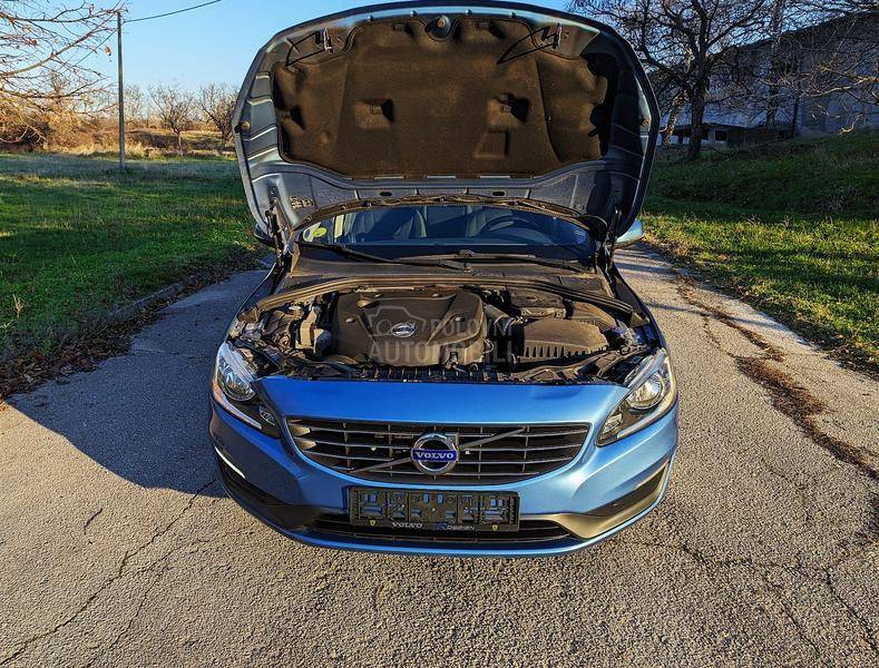 Volvo V60 2.0 D4 KINETIC